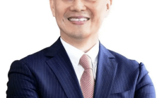 上海复星高科技集团财务公司因发放贷款严重违反审慎经营规则等被罚70万元 相关责任人被警告