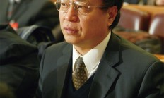大股东组团套现 超捷股份大跌