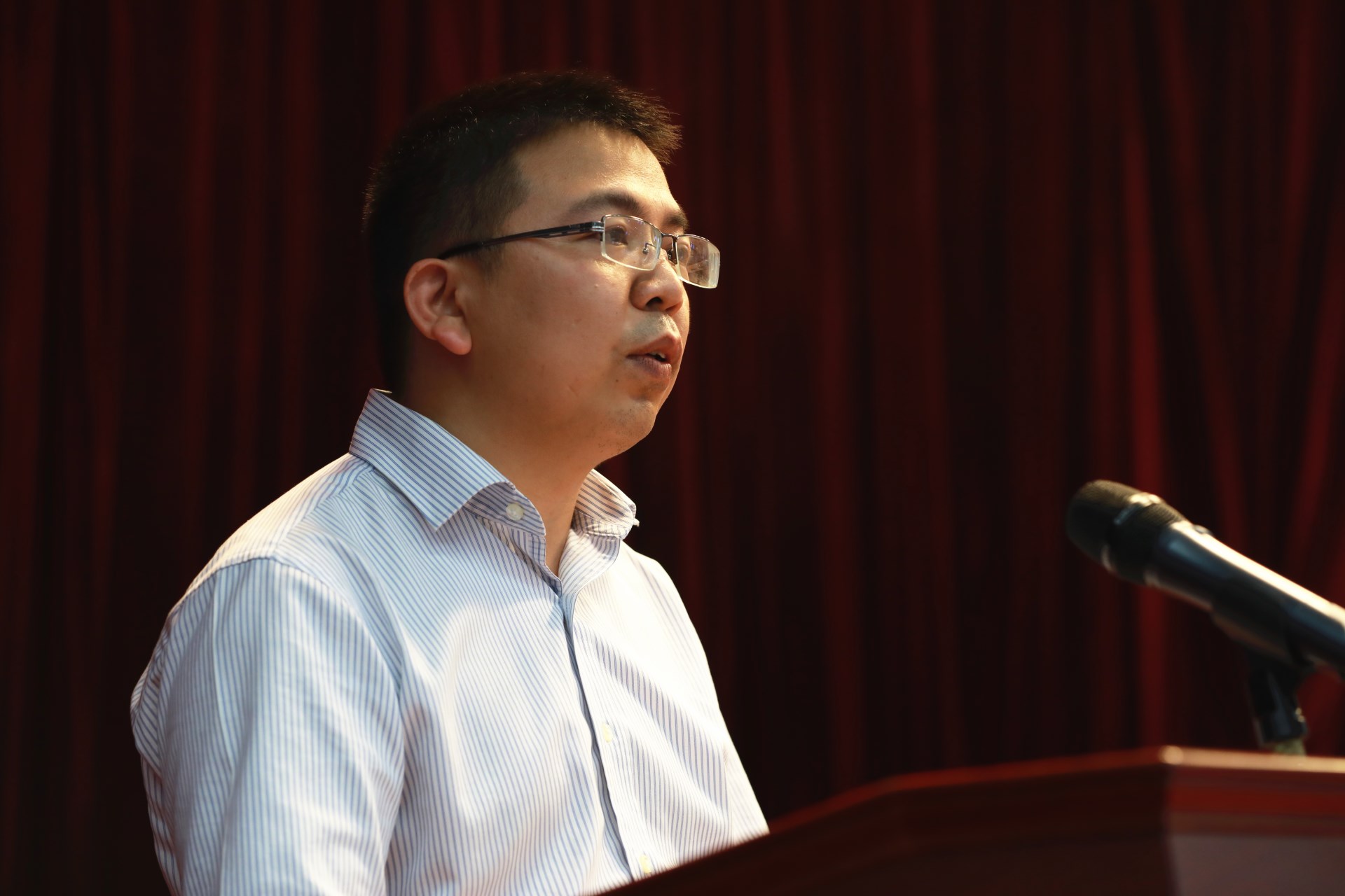 湖南财信信托高层大调整：原总裁朱昌寿升任董事长 包爽接任总裁