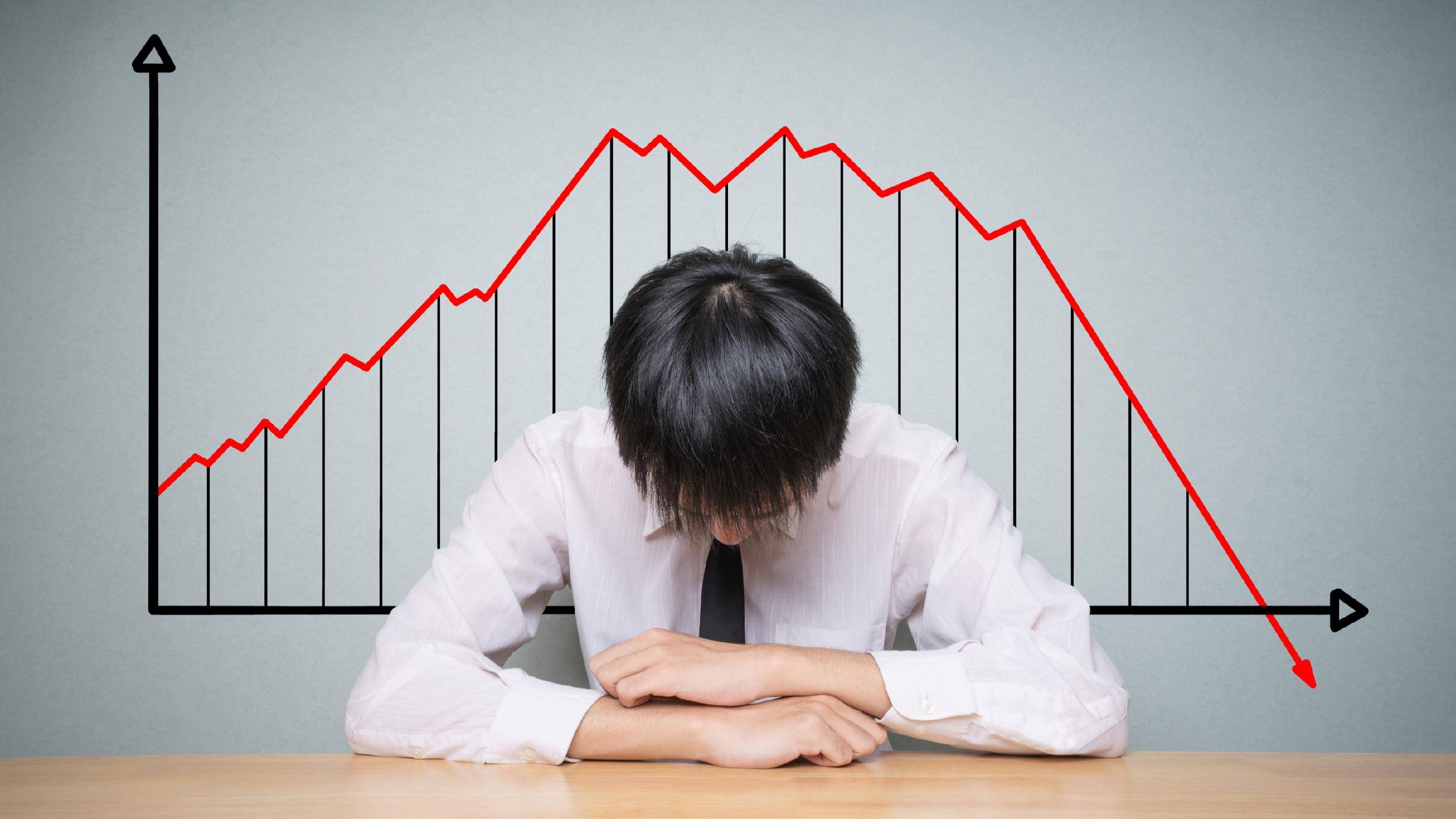 闻泰科技2024年预亏30亿元到40亿元