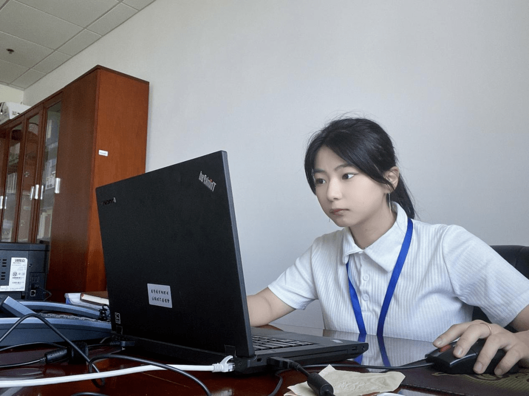 券商暑期实习热 行业“一哥”提示谨防付费内推骗局