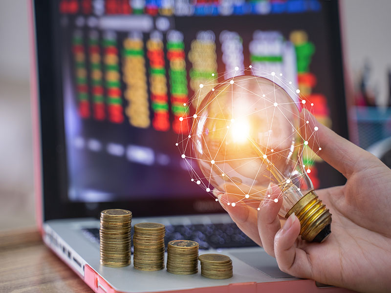 亚辉龙实控人及高管拟减持 上市即巅峰募6亿业绩降2年