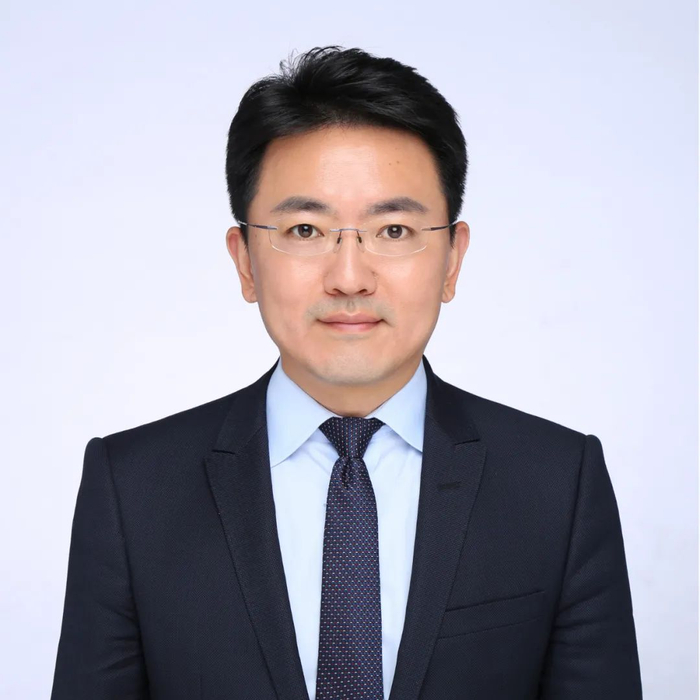 贺强:经济形势向好将为新三板发展提供有利条件